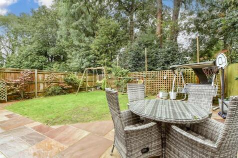 Patio / Decking