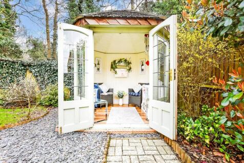 External Lifestyle Photograph