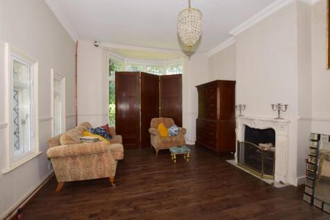 Lounge *