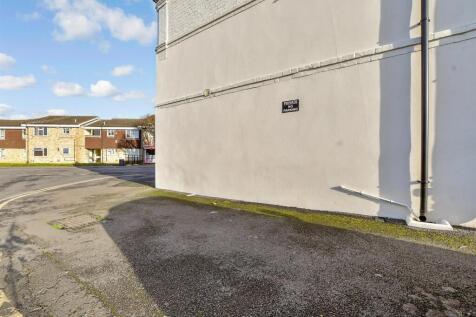 Driveway/Parking