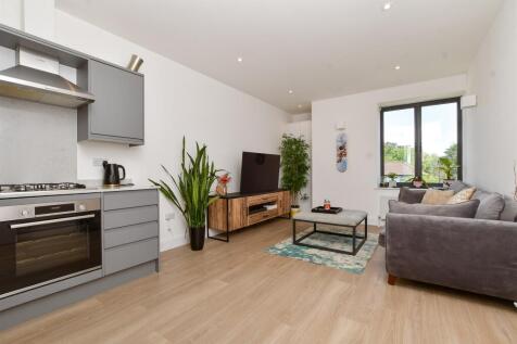 Lounge / Kitchen