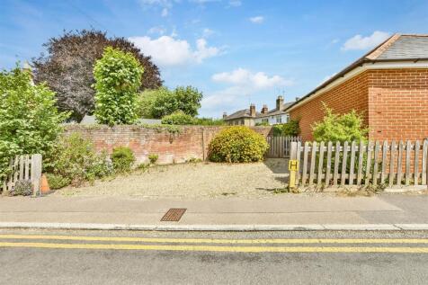 Driveway/Parking