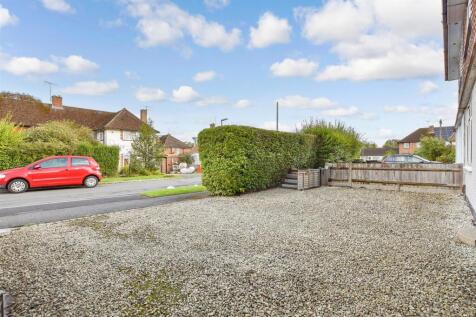 Driveway/Parking