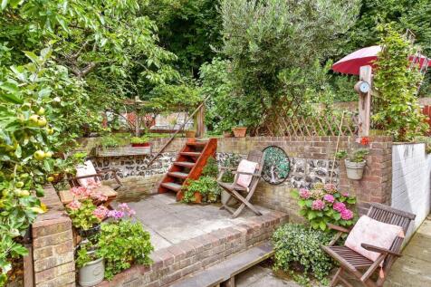 Patio / Decking