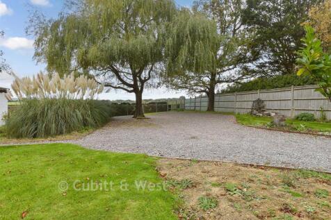 Driveway/Parking