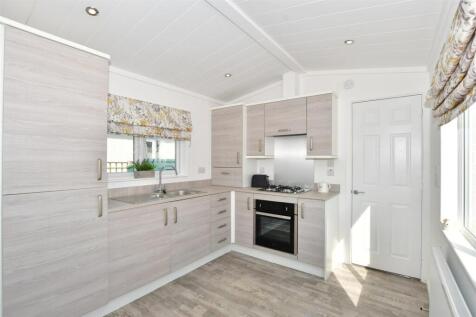 Lounge/Kitchen