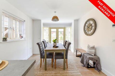 Dining Area - Part Exchange Slash
