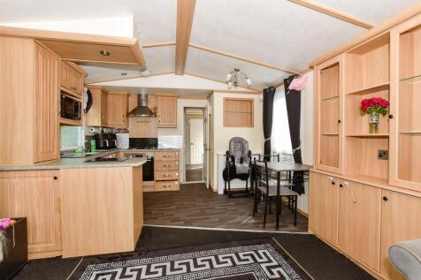 Lounge/Kitchen