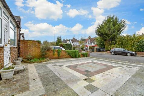 Driveway/Parking