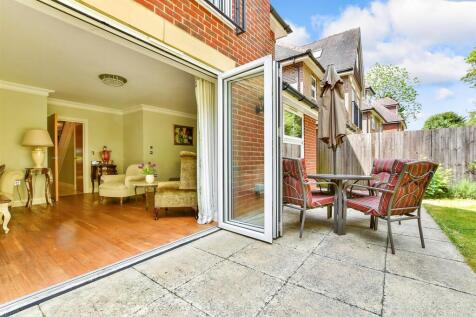 External Lifestyle Photograph