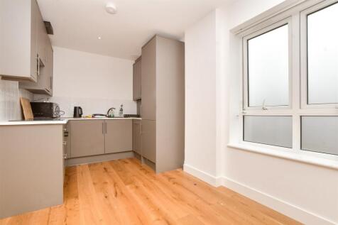 Kitchen / Lounge / Diner