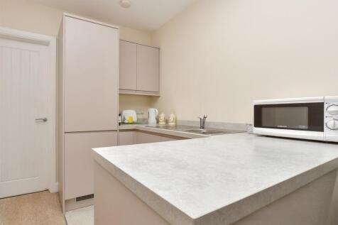 Annexe Kitchen / Living Room