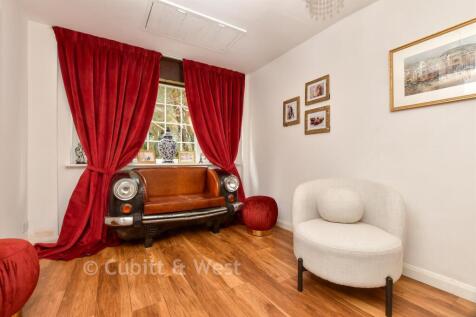 Sitting Area
