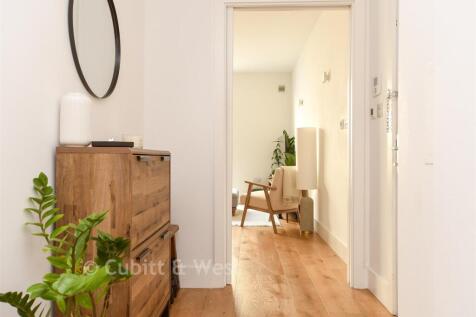 Internal Lifestyle Photograph