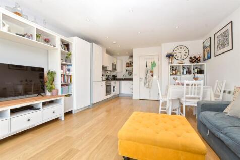 Kitchen / Living Room