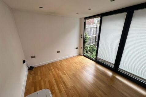 Studio/Office Internal