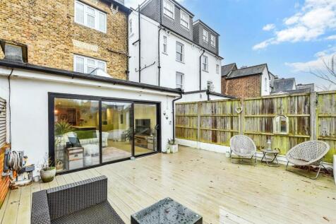 Patio / Decking