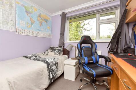Study / Bedroom 2