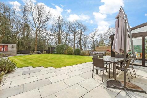 Patio / Decking