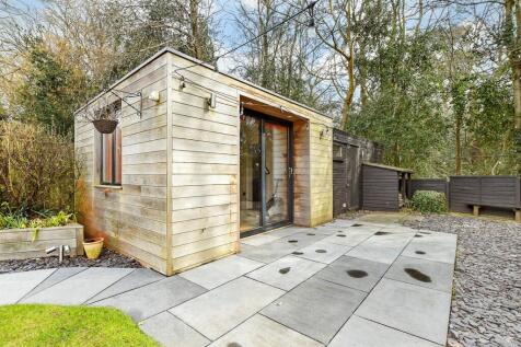 Workshop/Outbuildings