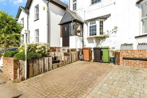 Driveway/Parking