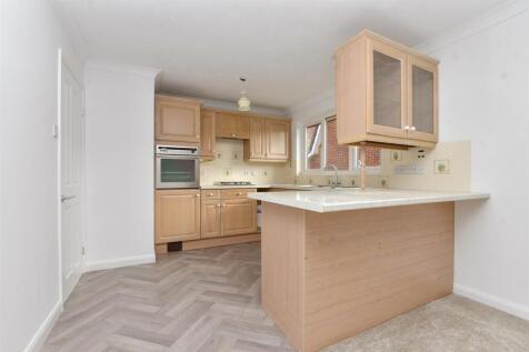 Kitchen / Lounge / Diner