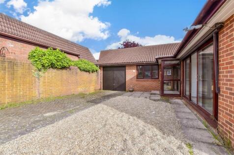 Driveway/Parking