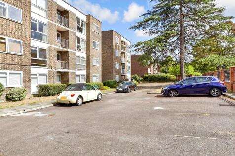 Driveway/Parking