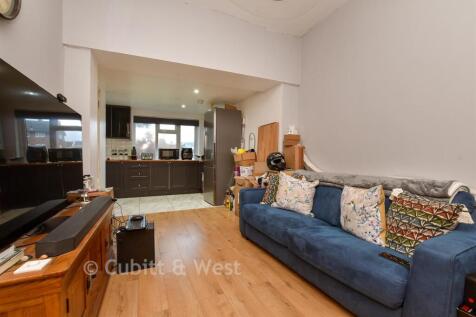 Lounge / Kitchen / Diner