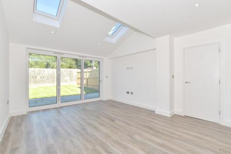 Lounge/Kitchen