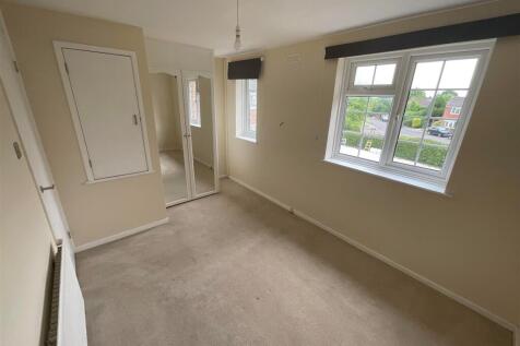 Bedroom 1b