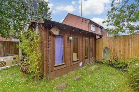 Workshop/Outbuildings