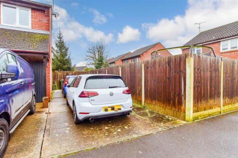 901Grea4 - Driveway/Parking
