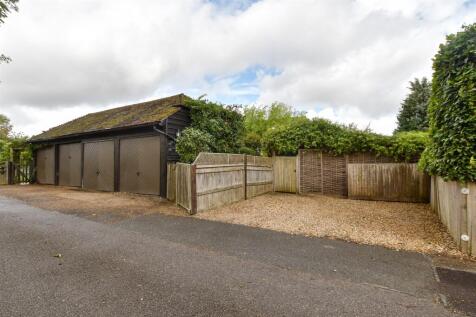 Driveway/Parking