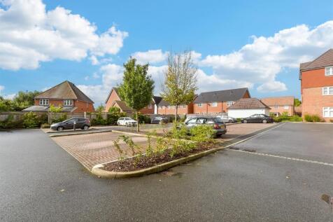 Driveway/Parking