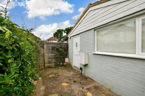 Outbuilding/Workshop