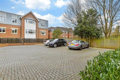Driveway/Parking