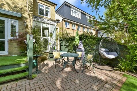 Patio / Decking