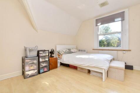 Studio Room