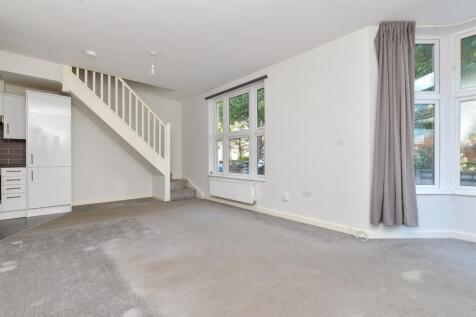 Lounge / Kitchen