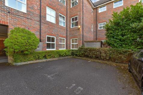 Driveway/Parking