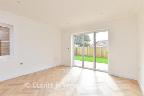 Kitchen/ Dining/ Family Room