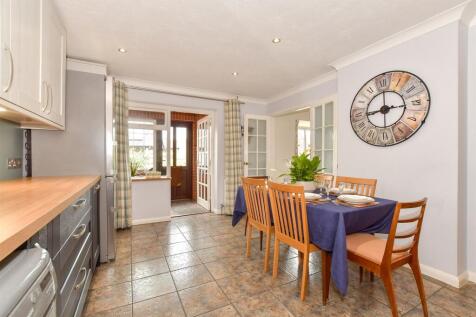Kitchen/ Breakfast Room
