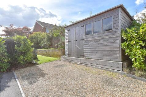 Driveway/Parking