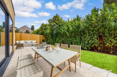 Garden Staged