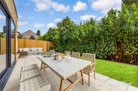 Garden Staged