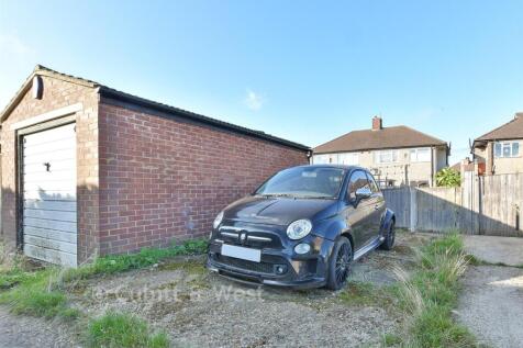 Driveway/Parking