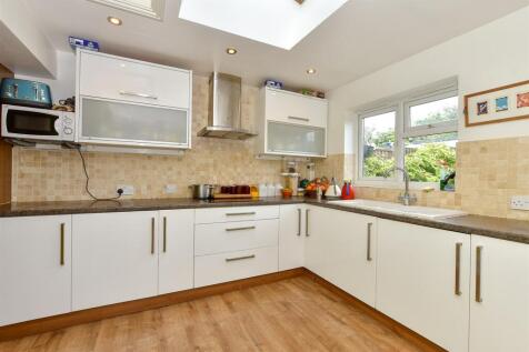 Kitchen/Breakfast Area