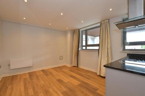 Lounge/Kitchen /Dining Room