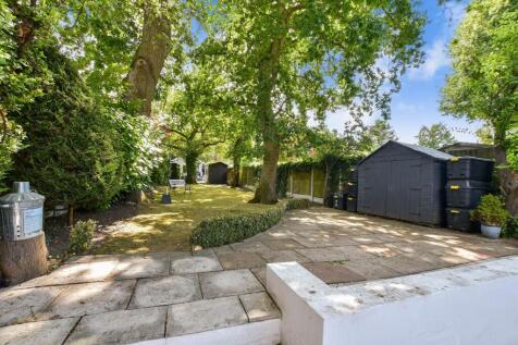 Patio / Decking